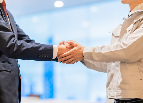 握手の写真